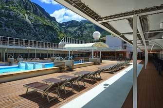 MSC Cruises MSC Armonia Swimming Pool 3 ©MSC Rights - Ivan Sarfatti.jpg